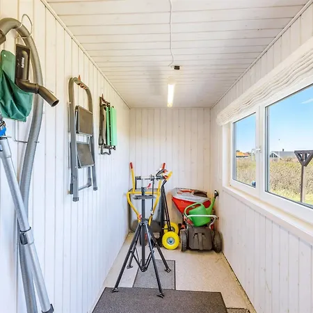 Loryleimis - 300m From The Sea By Interhome *